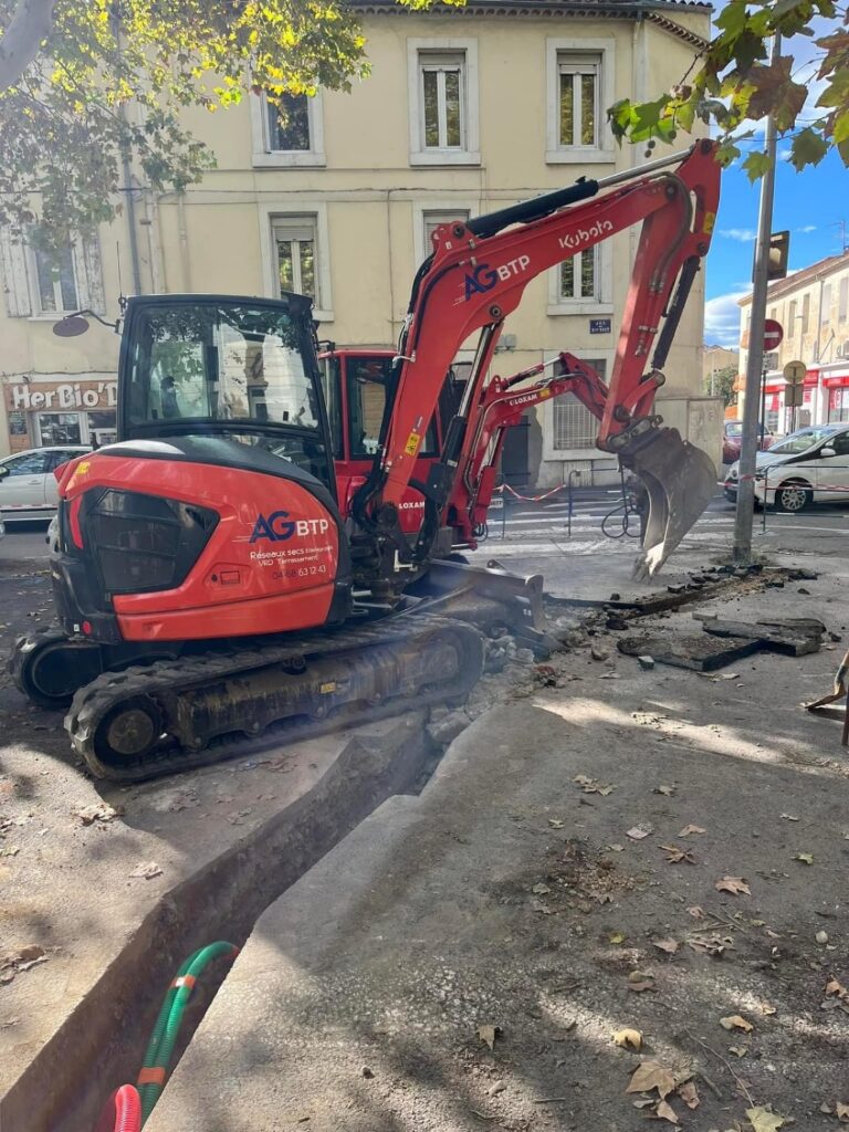 Construction-BTP-Génie-civil-Constructions-résidentielles-Rénovations-Infrastructures-publiques-Travaux-routiers-Urbanisme-Aménagement-urbain-Soutènement-Excavation-Fondations-Constructions-commerciales-Équipements-de-construction-Sécurité-sur-chantier-Gestion-de-projet-BTP-Architecture-Ingénierie-Maçonnerie-Plâtrerie-Charpente-Menuiserie-Peinture-bâtiment-Électricité-bâtiment-Plomberie-Climatisation-Chauffage-Décoration-intérieure-Isolation-thermique-Éco-construction-agbtp-agbtp66